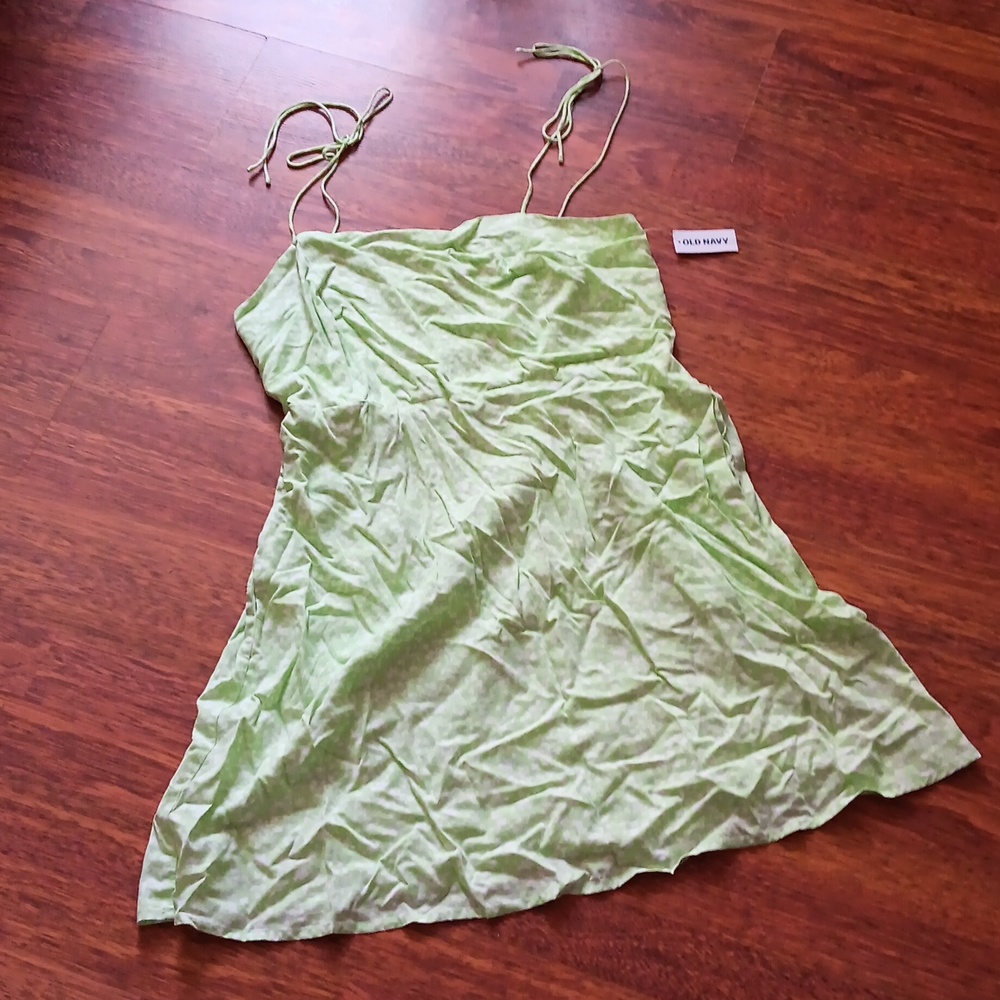 Old Navy dress‎